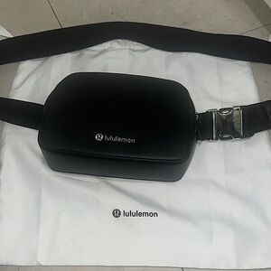 Pre loved Lulu Lemon Everywhere belt bag 1L Leather alternative